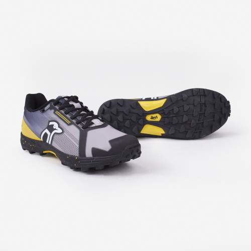STINGER HOCKEY SHOE