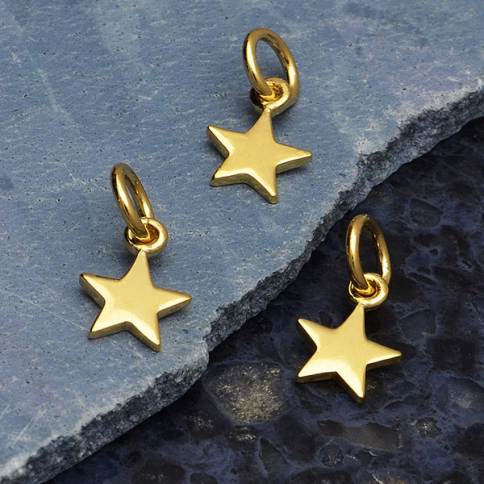20 Tiny Star Charms, Antique Silver Tone Charms (A-217)