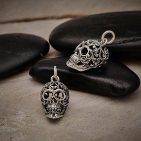 Wholesale 10Pcs Tibetan Silver Skull Charms Pendants Jewelry 39x29MM A683 