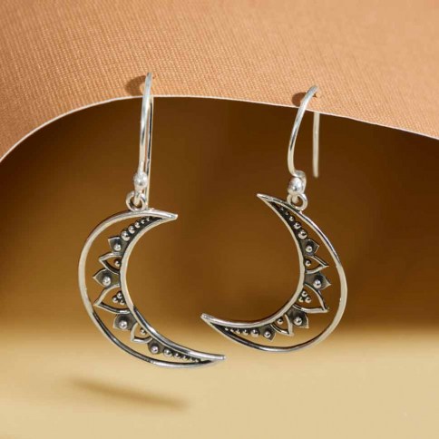 Sterling Silver Mandala Moon Necklace 18 Inch Sterling Silver Mandala Moon Necklace 18 Inch